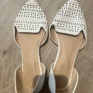 Isaac Mizrahi White Cutout Flats